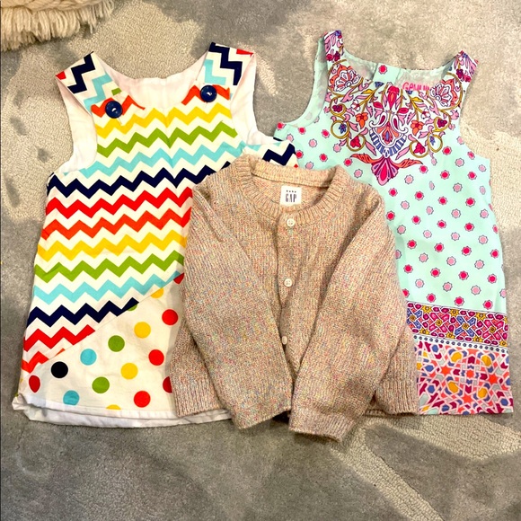 Summer dresses and sweater bundle - Picture 1 of 1